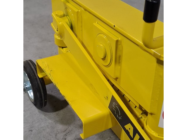 Stenenknipper almi - afbeelding 5 van  8