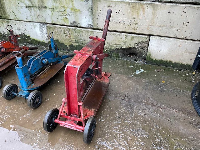 Stenenknipper - afbeelding 1 van  4