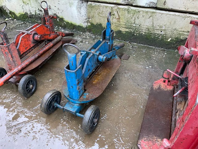 Stenenknipper - afbeelding 1 van  4