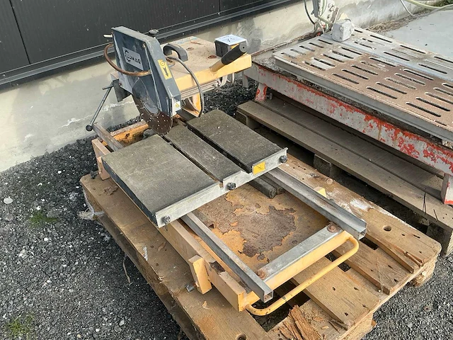 Stenenzaagmachine (2x) - afbeelding 2 van  6