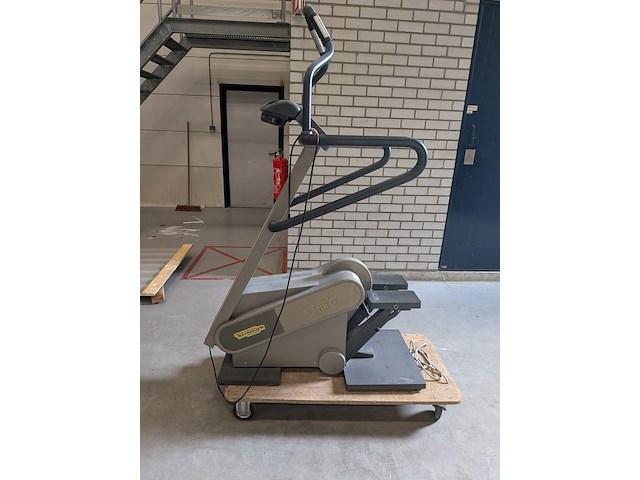 Stepapparaat technogym, step 600 xt pro - afbeelding 11 van  14