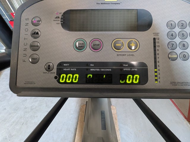 Stepapparaat technogym, step 600 xt pro - afbeelding 14 van  14