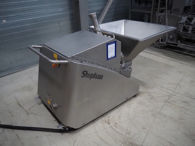 Stephan - afbeelding 2 van  8