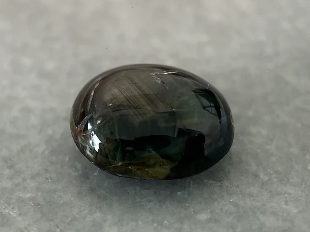 Ster saffier - 7.75 carat natuurlijke saffier - afbeelding 3 van  6