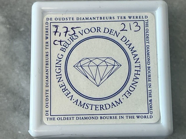 Ster saffier - 7.75 carat natuurlijke saffier - afbeelding 4 van  6