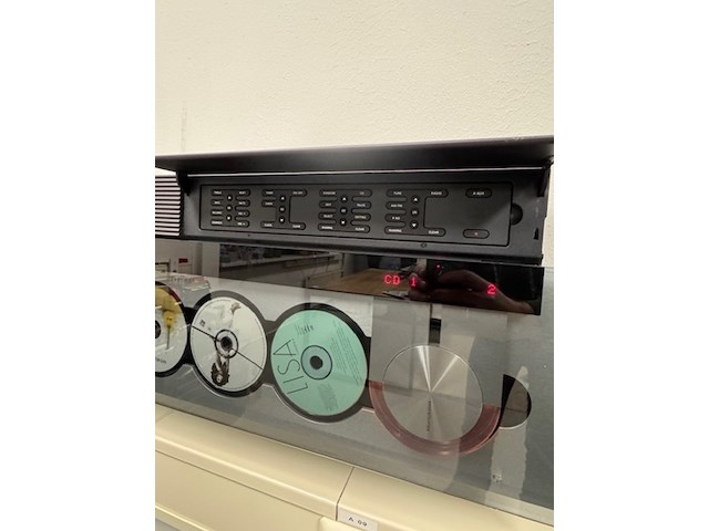 Stereo cd-speler bang en olufsen, beosound 9000, met afstandsbediening - afbeelding 4 van  4