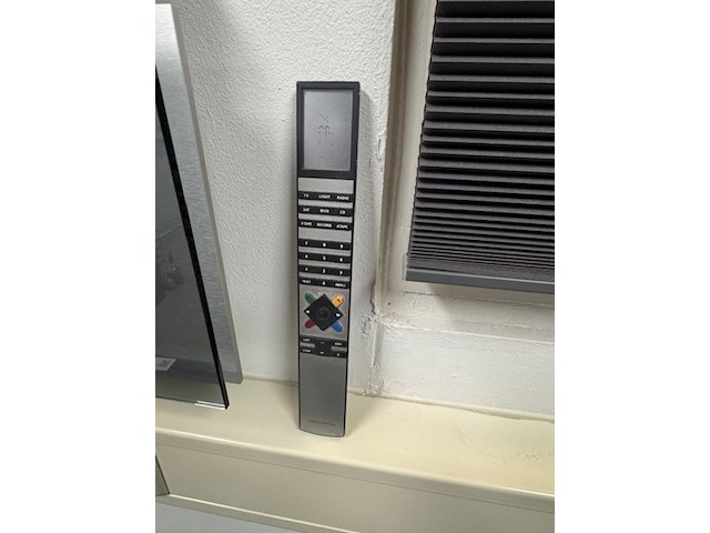 Stereo cd-speler bang en olufsen, beosound 9000, met afstandsbediening - afbeelding 2 van  4