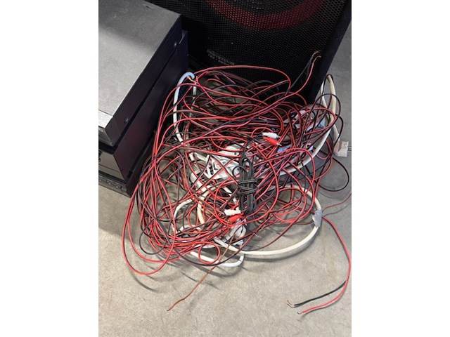 Stereo installatie met 4 speakers - afbeelding 9 van  11