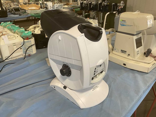 Stereo optical company optec 2300 vision tester - afbeelding 3 van  5