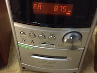 Stereo sony radio/cd /cassette + 2 boxen - afbeelding 2 van  4