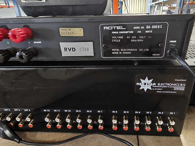Stereo versterker, rotel, ra-840bx, zwart - afbeelding 2 van  10