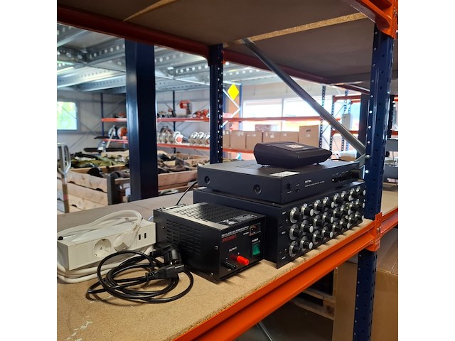 Stereo versterker, rotel, ra-840bx, zwart - afbeelding 3 van  10