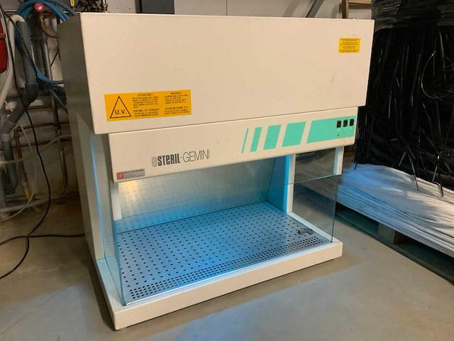 Steril gemini verticale air flow cabinet - afbeelding 3 van  6