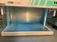 Steril gemini verticale air flow cabinet - afbeelding 4 van  6