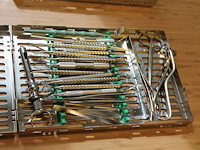 Sterilisatie cassette hu-friedy met algemene tandheelkundige en chirurgische handgereedschappen w.o. schaar... - afbeelding 4 van  4