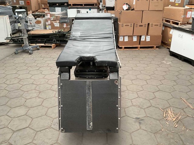 Steris 3085 sp operatiebed - afbeelding 4 van  8
