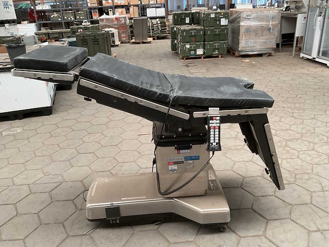 Steris 3085 sp operatiebed - afbeelding 5 van  8