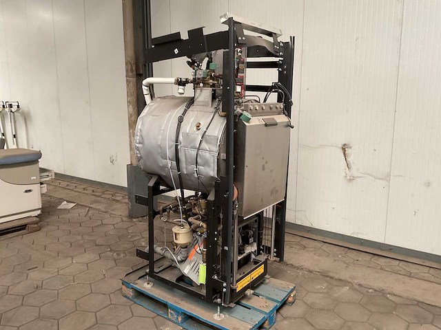Steris steam generator - afbeelding 5 van  12