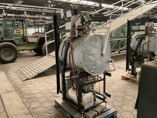 Steris steam generator - afbeelding 7 van  12