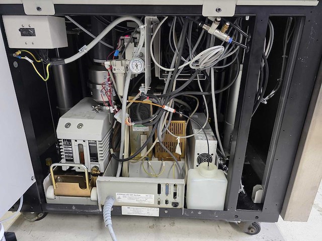 Sterrad - 200 gmp sterilizer - tools sterilizing equipment - afbeelding 2 van  7