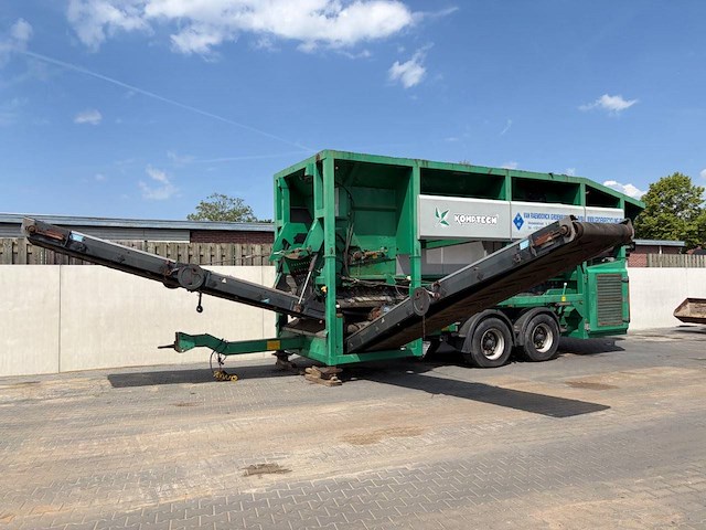 Sterrenzeef komptech multistar l3 diesel 2011 - afbeelding 1 van  1