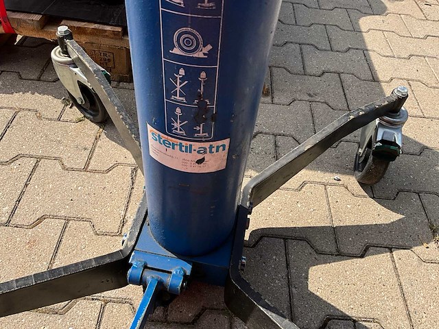 Stertil-atn ac garagekrik - afbeelding 3 van  11