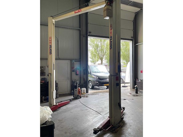 Stertil koni 2-koloms hefbrug - afbeelding 2 van  10