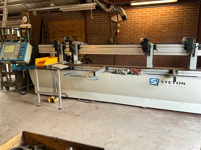 Steton unidrill 3000 raam- en deurbewerkingscentrum - afbeelding 1 van  24