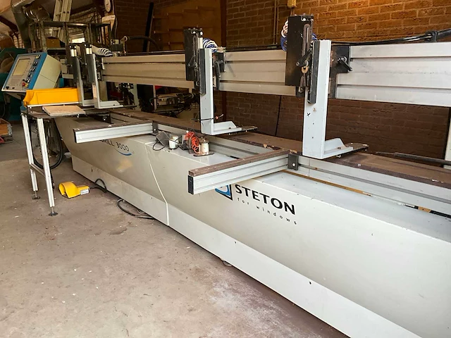 Steton unidrill 3000 raam- en deurbewerkingscentrum - afbeelding 18 van  24