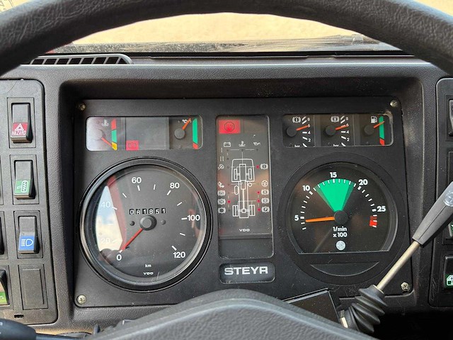 Steyr - 13 s 26 4x4 - vrachtwagen - afbeelding 4 van  14