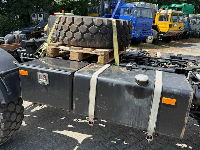Steyr - 13 s 26 4x4 - vrachtwagen - afbeelding 9 van  17