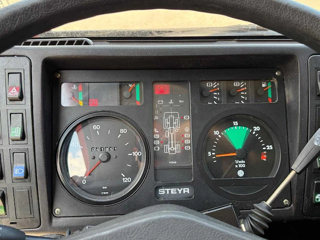 Steyr - 13 s 26 4x4 - vrachtwagen - afbeelding 17 van  17