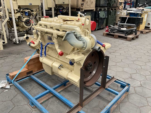 Steyr wd612.95 dieselmotor - afbeelding 7 van  10