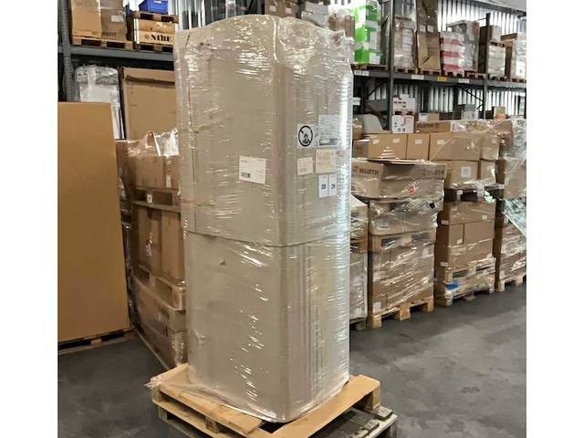 Stiebel eltron hsbc 180 plus 202927 warmtepompboiler met buffervat - afbeelding 3 van  4