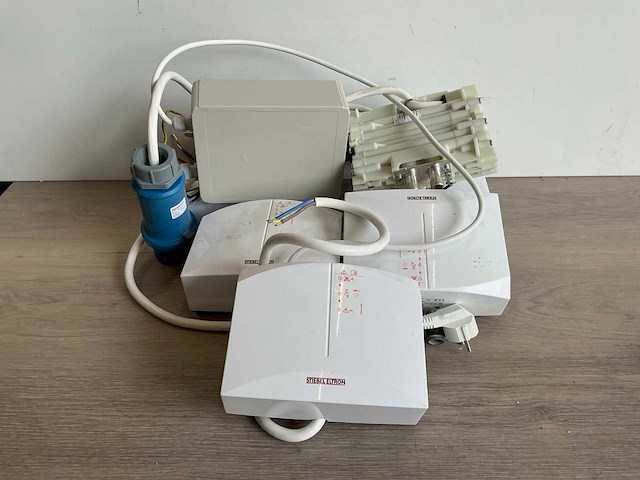 Stiebel eltron mini doorstroom boiler (5x) - afbeelding 3 van  4