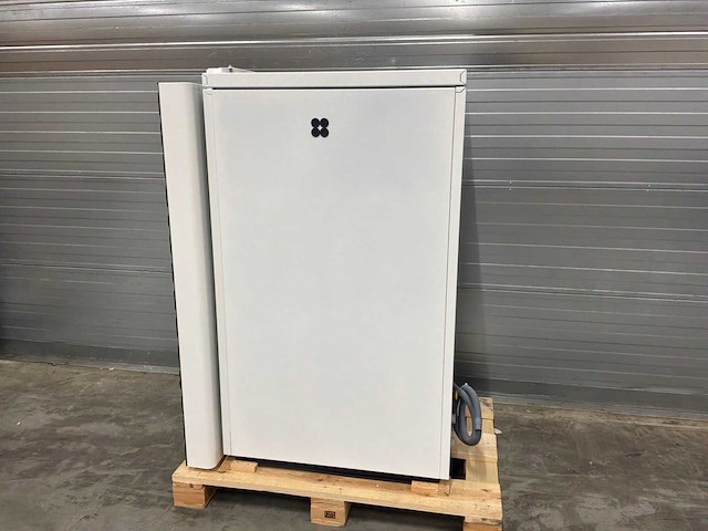 Stiebel eltron wpl 09 ics classic lucht/water-warmtepomp binnendeel - afbeelding 1 van  26