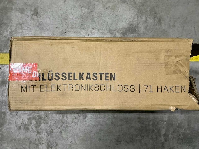 Stier - kast (2x) - afbeelding 8 van  9