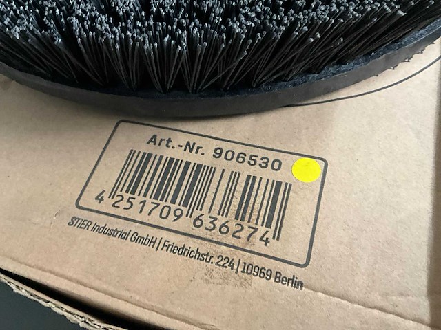 Stier veegmachine borstel - afbeelding 3 van  4