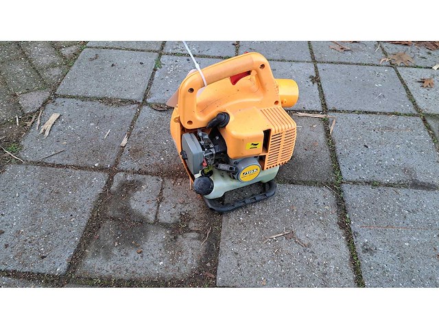 Stiga - 2020 - sbl 260h - bladblazer - afbeelding 2 van  4