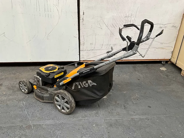 Stiga - grasmaaier - afbeelding 8 van  12