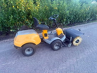 Stiga - park - straatveegmachine - afbeelding 2 van  4