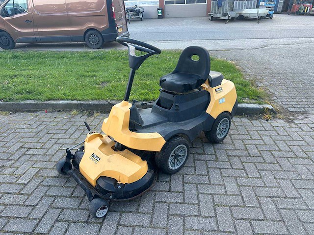 Stiga - primo - zitmaaier - afbeelding 1 van  5
