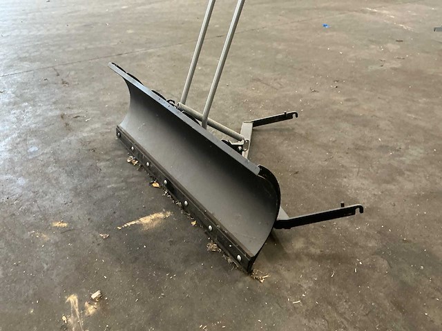 Stiga 1200mm sneeuwschuiver - afbeelding 4 van  8