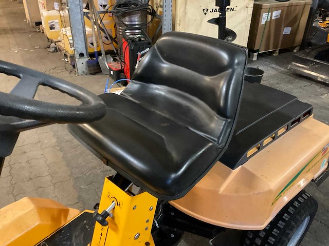 Stiga 16 hst pro zitmaaier - afbeelding 5 van  8