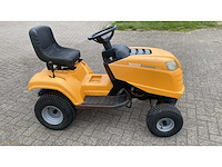 Stiga estate zitmaaier - afbeelding 1 van  5