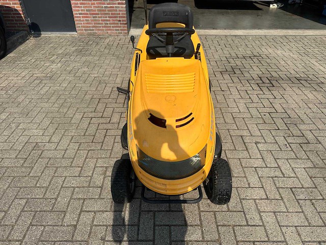 Stiga estate zitmaaier - afbeelding 5 van  8