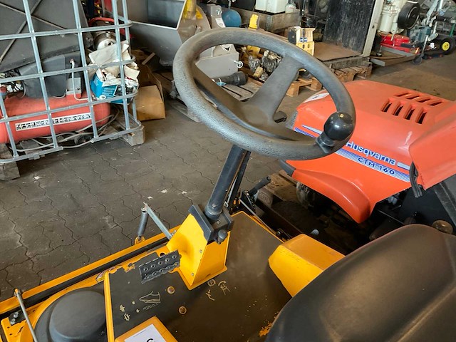 Stiga hst zitmaaier - afbeelding 7 van  8