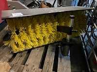 Stiga park 2wd/4wd frontborstel - afbeelding 2 van  5