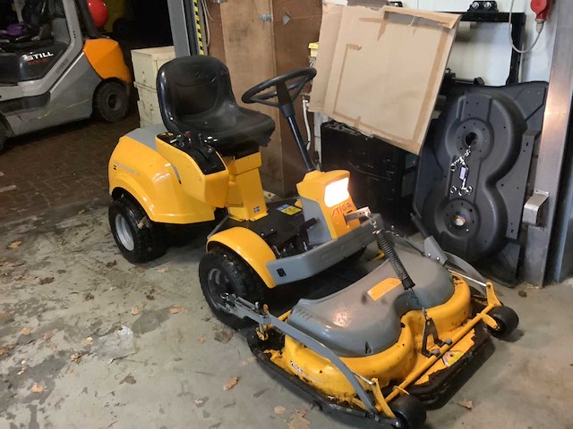 Stiga park exellent 16 zitmaaier - afbeelding 1 van  7