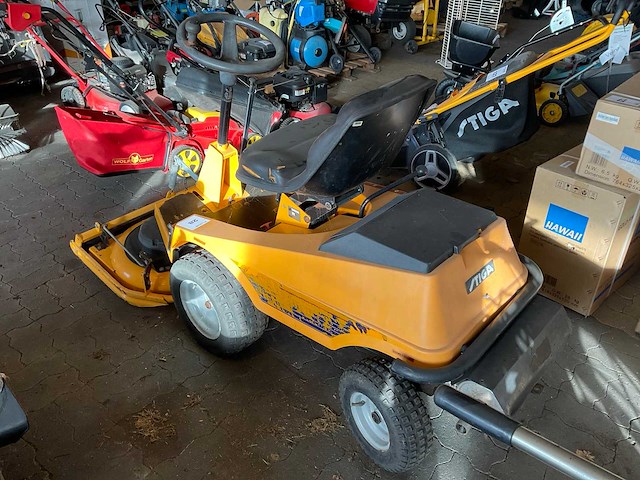 Stiga villa 11.5 zitmaaier - afbeelding 2 van  7